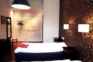 Отель Hotel Finn Хельсинки Улучшенный двухместный номер с 2 отдельными кроватями-5