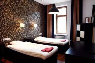 Отель Hotel Finn Хельсинки Улучшенный двухместный номер с 2 отдельными кроватями-12